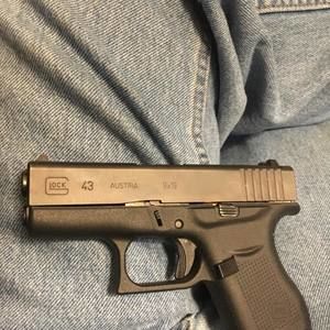 Meet your Posher, Todd